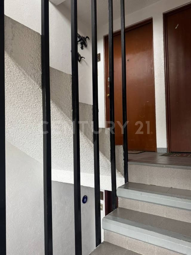 Dpto bien ubicado en Coyoacán con 3 recámaras 2 Estacionamientos