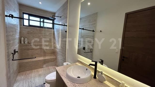 Renta Departamento amueblado en Vela Towers Cancun SVM2025