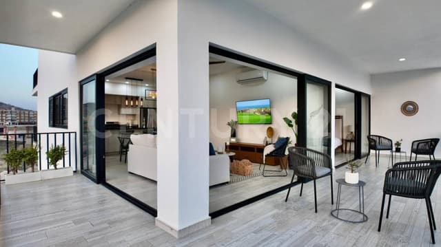 Tu Nuevo Hogar en Los Cabos: Condo de Lujo en Planta Baja en Cerro Colorado