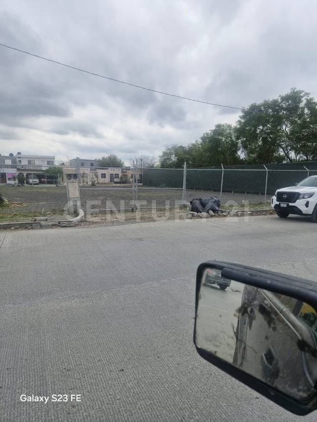 TERRENO EN RENTA EN COL.CASAZUL EN CADEREYTA JIMENEZ
