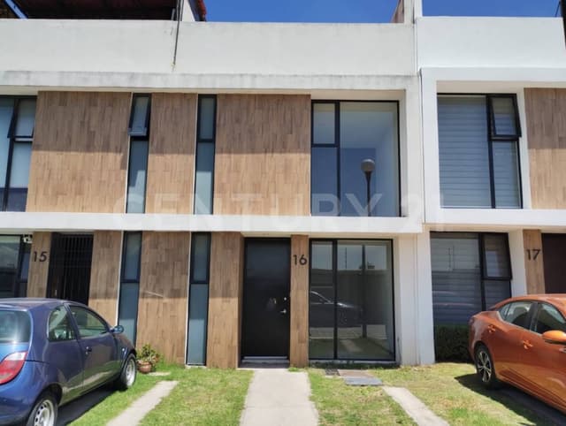 Casa en Venta - Cipreses Residencial - ZONA SANCTORUM, CUAUTLANCINGO!!!