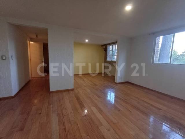 En 2do piso de exclusivo condominio Residencial Bosques de Leones