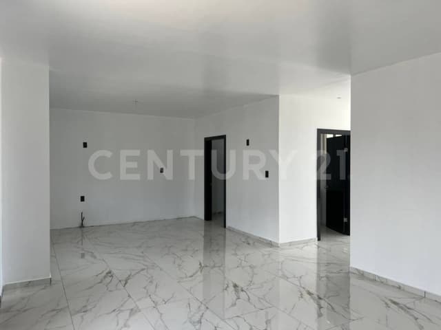 - EN VENTA CASA EN FRACC. VALLES DE LA CALANDRIA CD. CUAUHTEMOC, CHIH