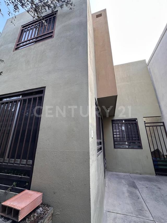 CASA EN VENTA EN SANTA MARÍA, GARCÍA, NUEVO LEÓN