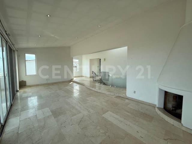 CASA EN VENTA EN FRACC. RESIDENCIAL LAS PALMAS SILAO GUANAJUATO