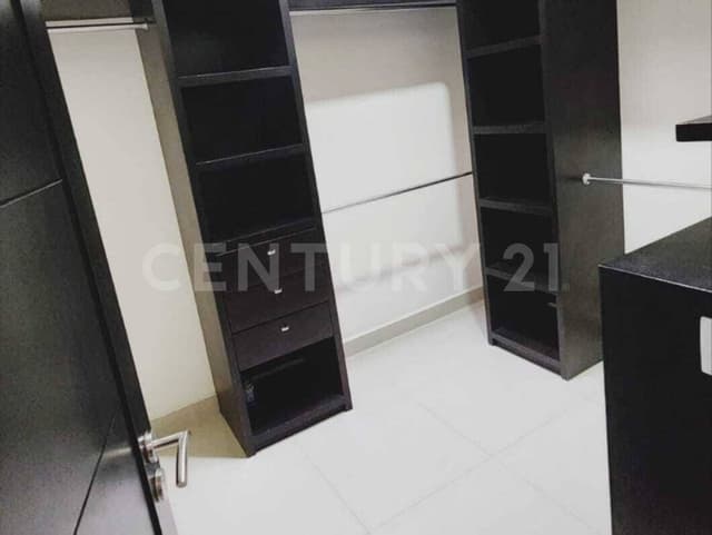 CASA EN VENTA EN RESIDENCIAL PALMARIS HUAYACAN EN CANCÚN