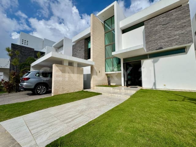 Casa en Venta en Residencial Cumbres - Cancún