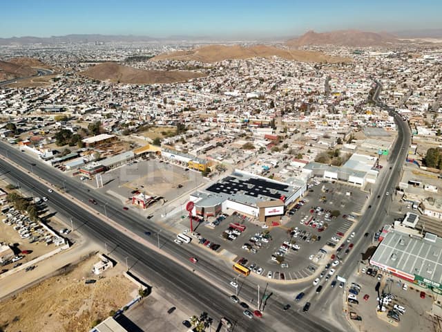 Locales en Renta Plaza R. Almada, Chihuahua