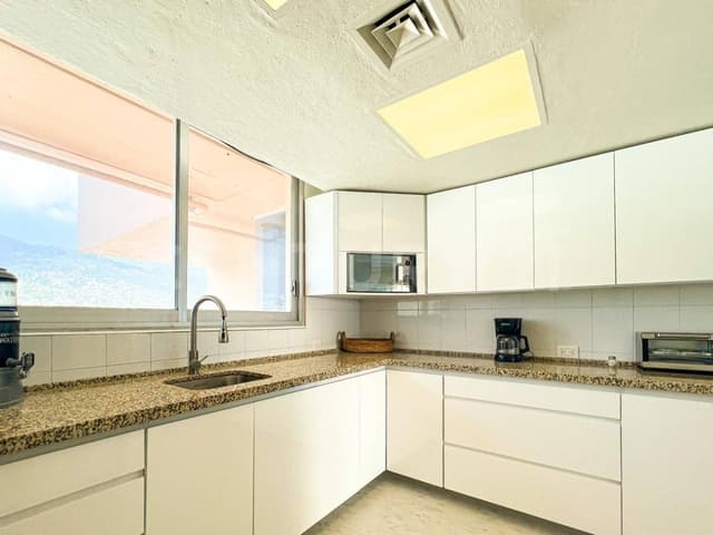 DEPARTAMENTO EN VENTA COND. TORRE PALLADIO FRACC. MAGALLANES, ACAPULCO, GRO.