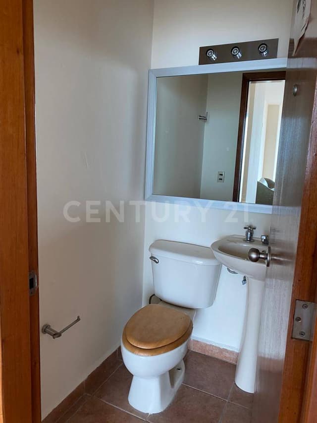 Oficina en RENTA, MALECON CENTRO, COATZACOALCOS, VER.