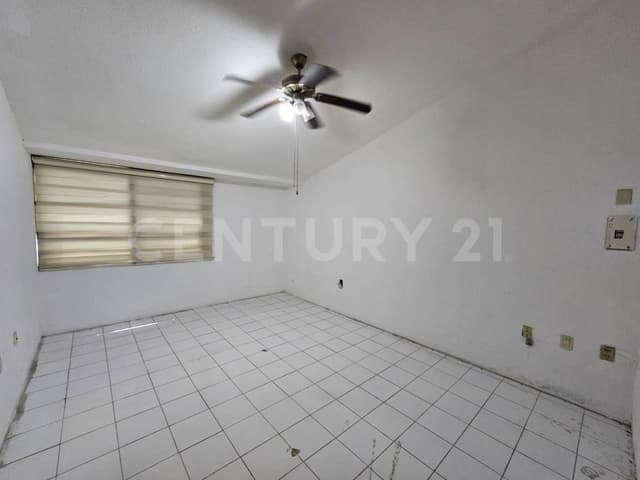 CASA EN ESQUINA EN RENTA EN TABASCO 2000, 27 DE FEBRERO Y PASEO TABASCO