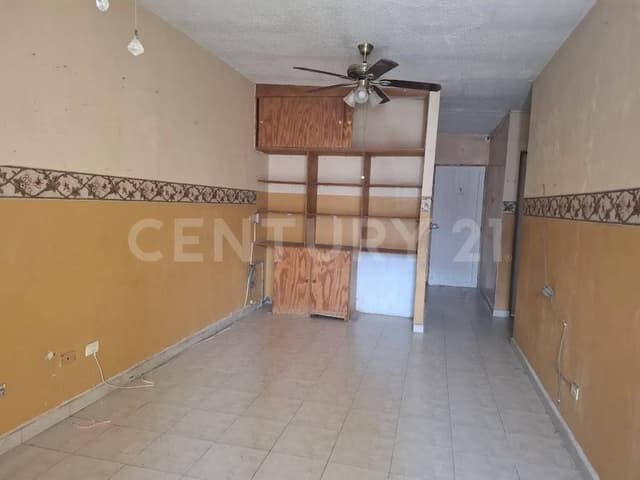 DEPARTAMENTO EN DUPLEX PLANTA ALTA ZONA TEC IDEAL PARA REMODELAR