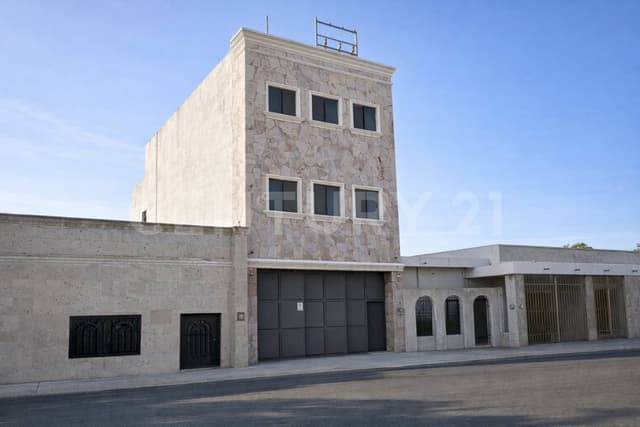 EDIFICIO EN VENTA EN COL. CENTRO EN MONTERREY