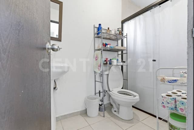 CASA EN VENTA EN RESIDENCIAL VIÑAS DEL MAR, TIJUANA B.C.