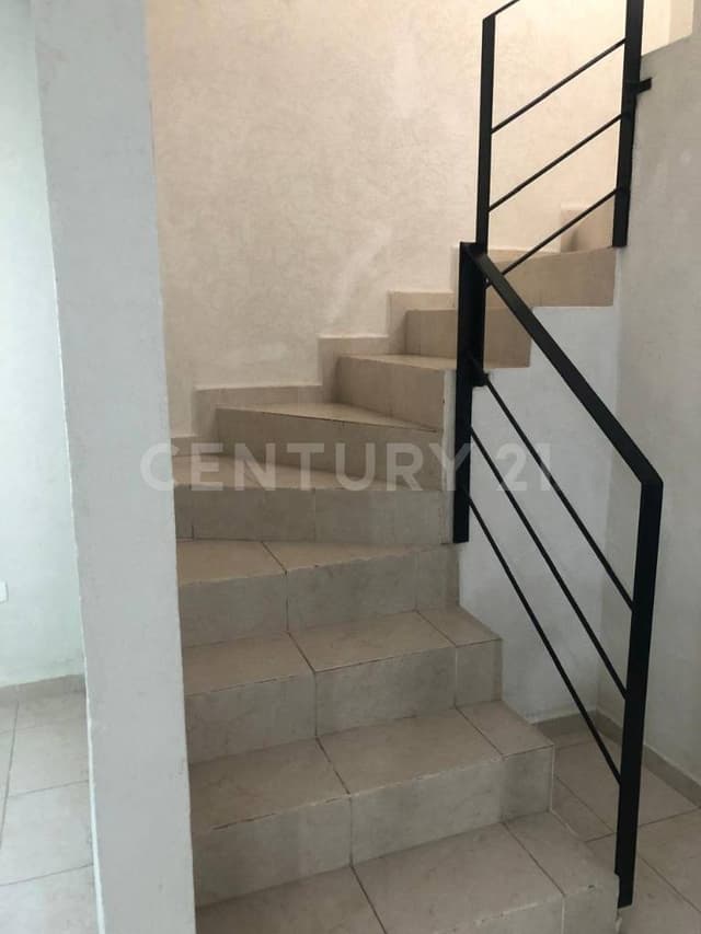 RENTA CASA IDILICA RESERVA SERRATON I, ZINACANTEPEC, MÉXICO