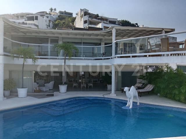 Casa en Venta en Fraccionamiento Brisas Guitarrón, Acapulco, Gro.