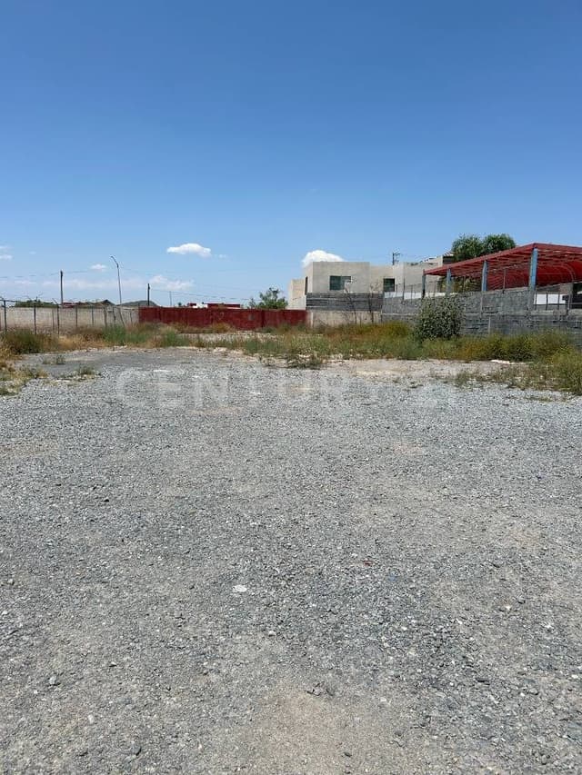 SE VENDE TERRENO EN SALTILLO SOBRE BLVD. COLOSIO
