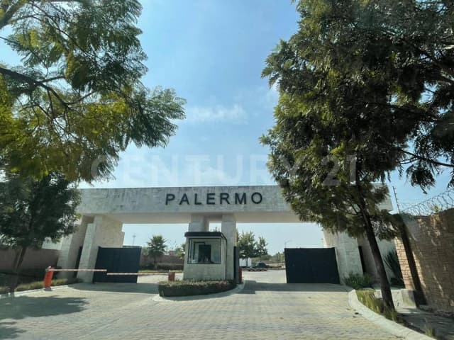 Venta terreno parque Palermo en Esquina 217 m2 Lomas de Angelópolis II