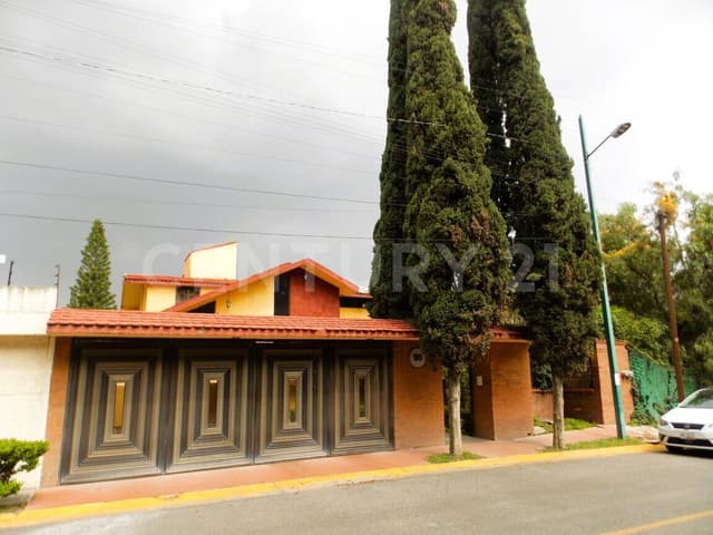Casa en venta en Club de Golf Lindavista, Tlalnepantla, Edo. Méx.