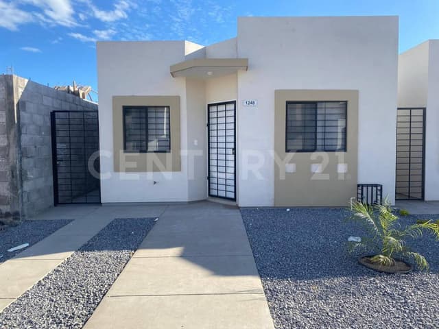 CASA EN RENTA, Circuito Toledo Norte #1248, Fracc. Andalucia