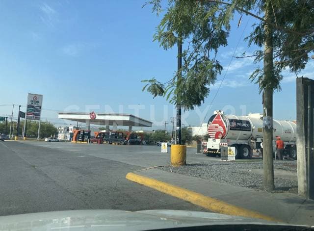 TERRENO COMERCIAL EN VENTA SOBRE AVENIDA PRINCIPAL EN APODACA, N.L.