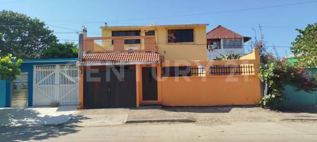 EN VENTA casa de 4 habitaciones en Col. Guadalupe Victoria
