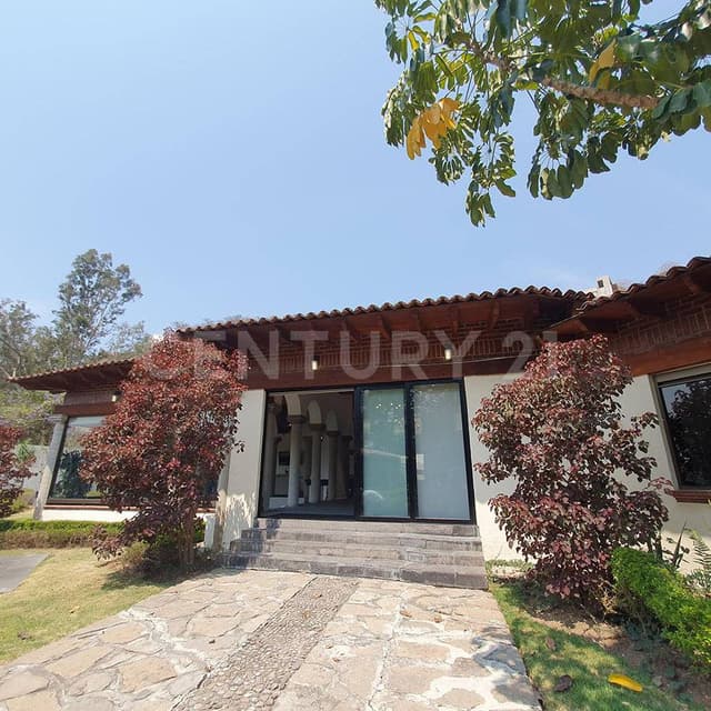 CASA EN RENTA EN VALLE DE BRAVO VISTA AL LAGO, EN SAN GASPAR