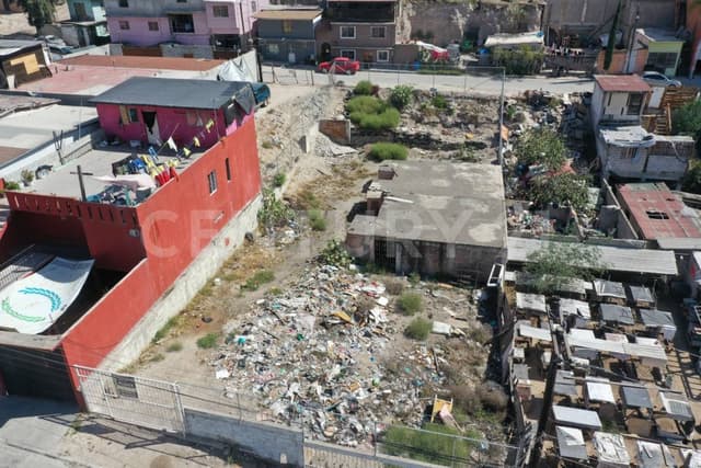 TERRENO EN VENTA EN COLONIA ANEXA SANCHEZ TABOADA, TIJUANA BAJA CALIFORNIA.