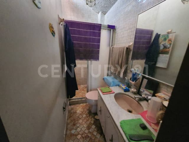 CASA PARA REMODELAR EN FRACCIONAMIENTO LOMAS DE COYUCA EN CUERNAVACA, MORELOS.