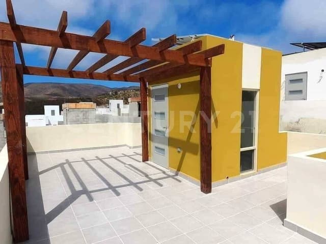 CASA EN PRE VENTA ZONA SAUZAL ENSENADA B.C.