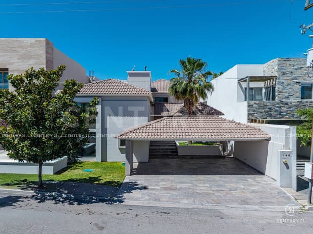 CASA EN VENTA EN CLUB CAMPESTRE, CHIHUAHUA, CHIH.