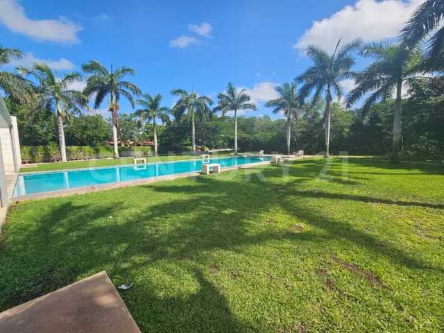 Terreno en Venta con amenidades en Privada Phula Dzidzilché, Yucatán.