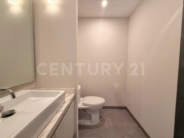The Gallery Estudio en Venta unidad frente a Constituyentes
