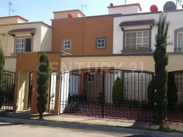 Casa en renta en Rinconada San Miguel.