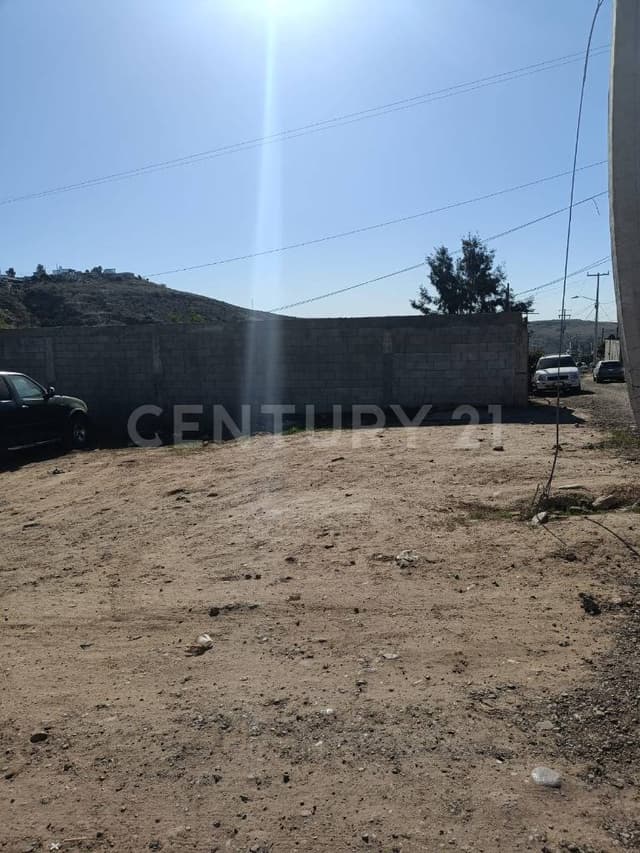 RTV-1500 VENTA DE TERRENO EN ESQUINA EN TERRAZAS DEL SOL