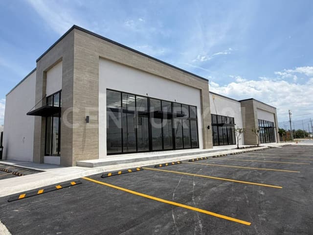 RENTA DE LOCALES COMERCIALES EN QUINTA MANANTIALES