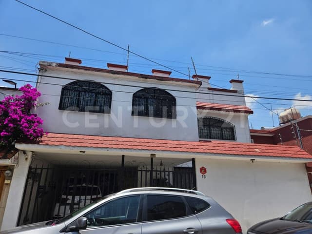 Casa en Venta en Col. El Parque, Naucalpan, Mex.