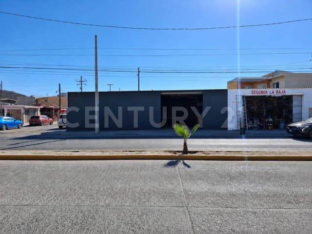 LOCAL COMERCIAL EN RENTA I ENSENADA