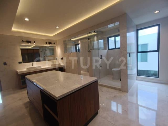 PREVENTA RESIDENCIA 6 RECÁMARAS CLÚSTER 888