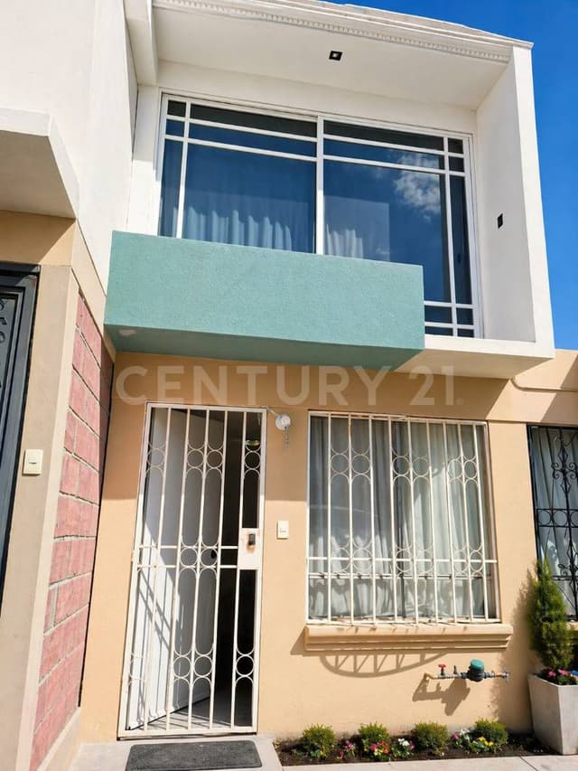 SE VENDE CASA EN LOS HEROES TECÁMAC.