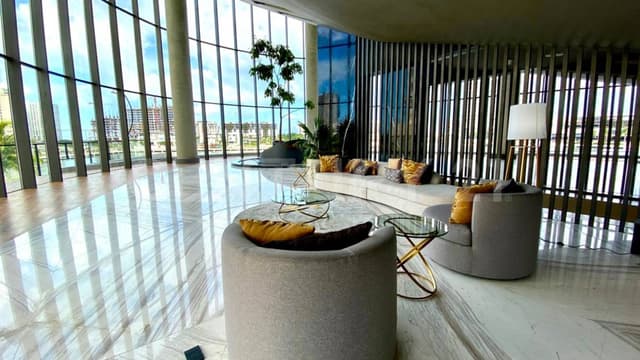 En Venta departamento de 3 recamaras en Shark Tower Puerto Cancun OFC1526