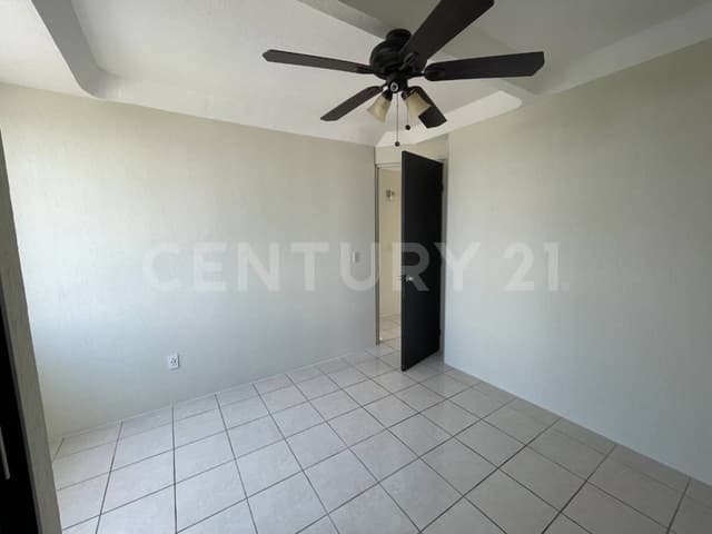 Casa en condominio de 3 recámaras con alberca y vigilancia las 24 horas