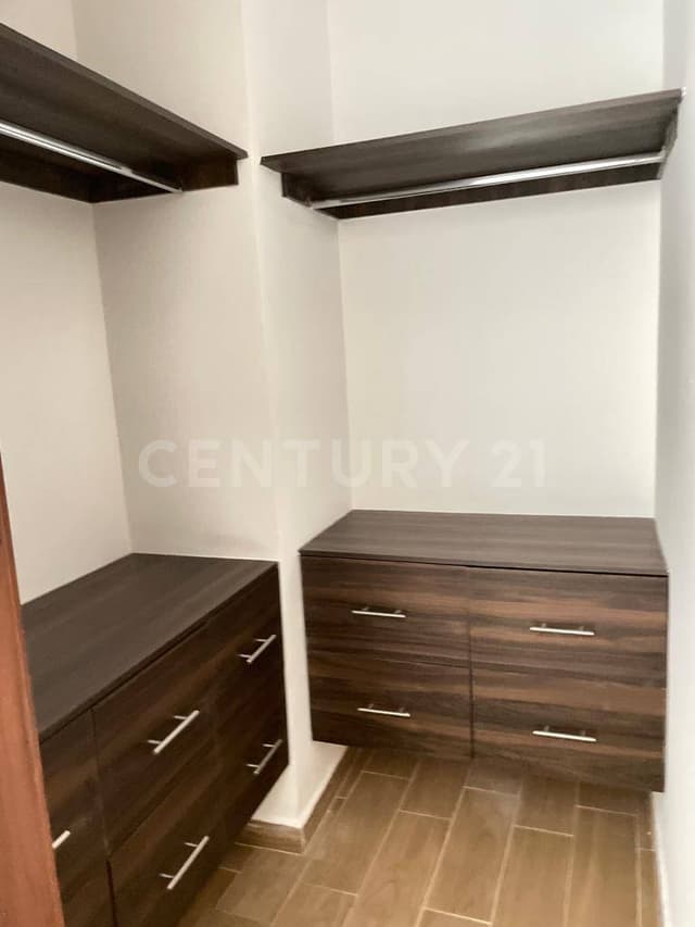 Casa en Venta Fracc. Residencial Senderos Monte Verde Tlajomulco, Jalisco.