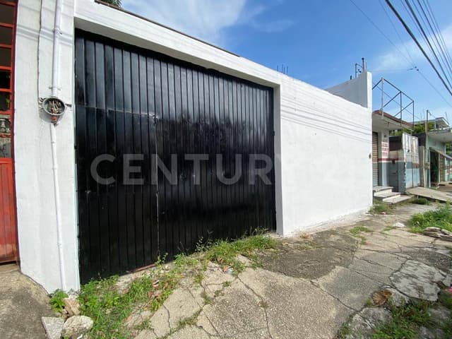 TERRENO EN VENTA, CON CONSTRUCCION, C COLON, COL. HDEZ OCHOA, COATZACOALCOS, VER