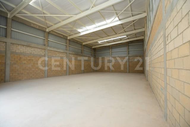 RENTA OFICINA COMERCIAL PLAZA CENTRALIA, CANCÚN OFC6123