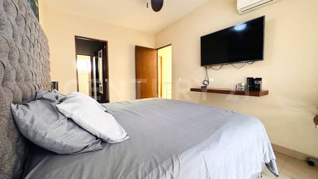 Bonita Casa en La Primavera Fraccionamiento