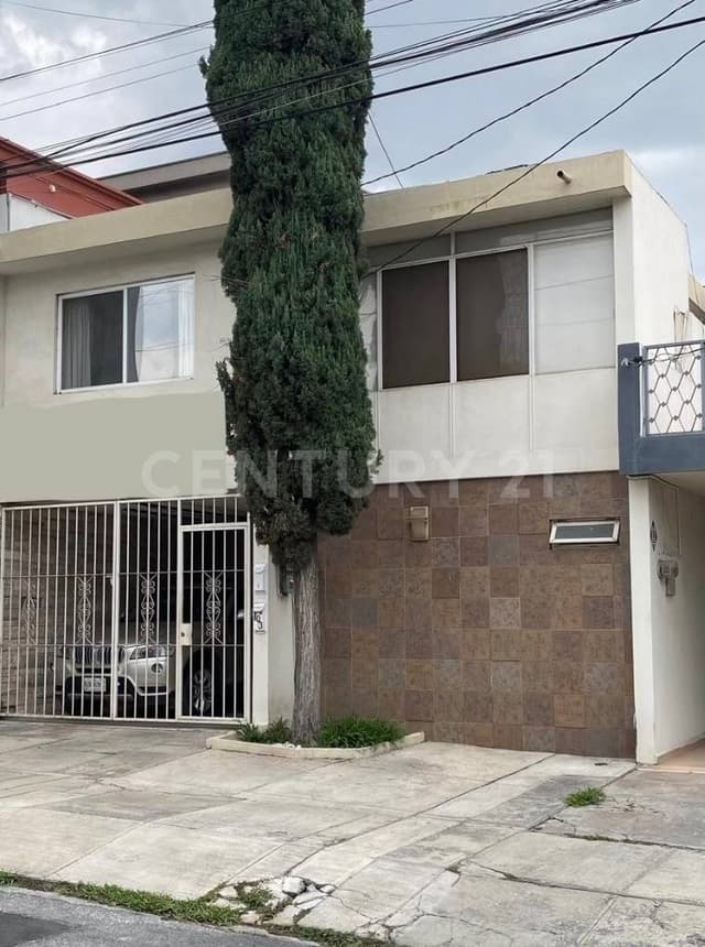 RENTA DE DEPARTAMENTO EN PLANTA ALTA, EN CUMBRES 1ER SECTOR