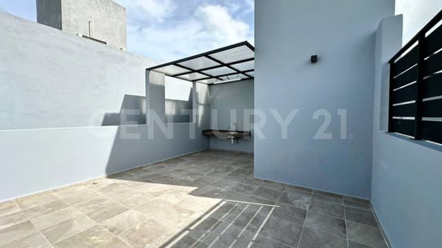 CASA EN RENTA ALAMOS Calle Cerrada