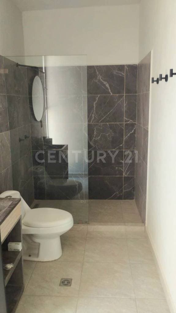 CASA EN VENTA EN FRACCIONAMIENTO PRIVADO EN CUAUTLA MORELOS