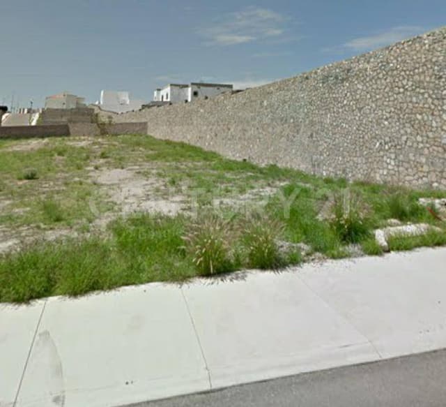 SE VENDE TERRENO CON VISTA AL RELIZ